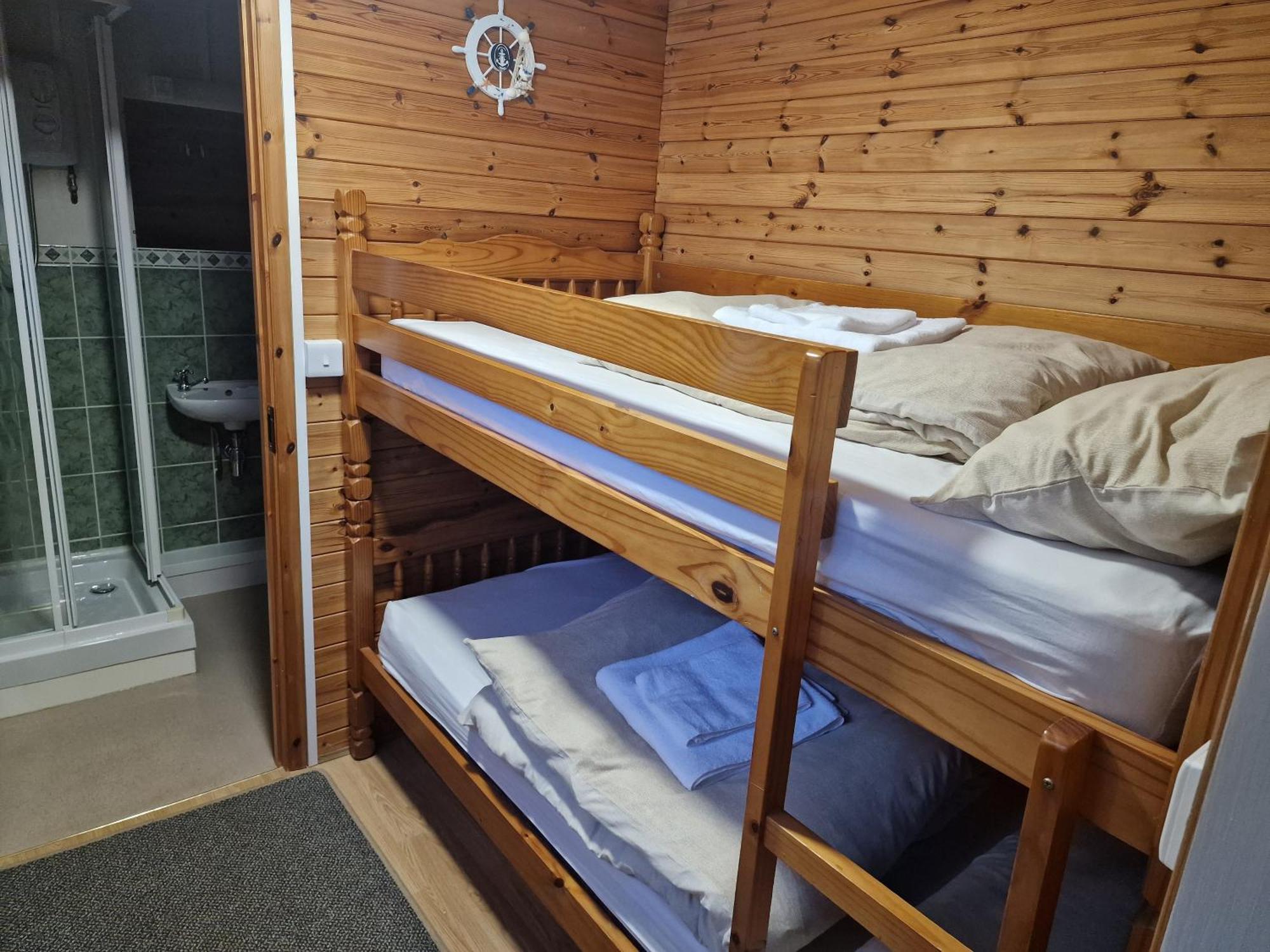 Woodvale Homestay Little Haven